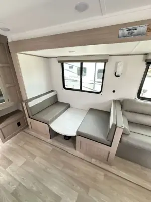 2026 Gulf Stream Conquest Lite Ultra-Lite 279BH photo 16