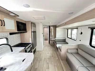 2026 Gulf Stream Conquest Lite Ultra-Lite 279BH photo 10