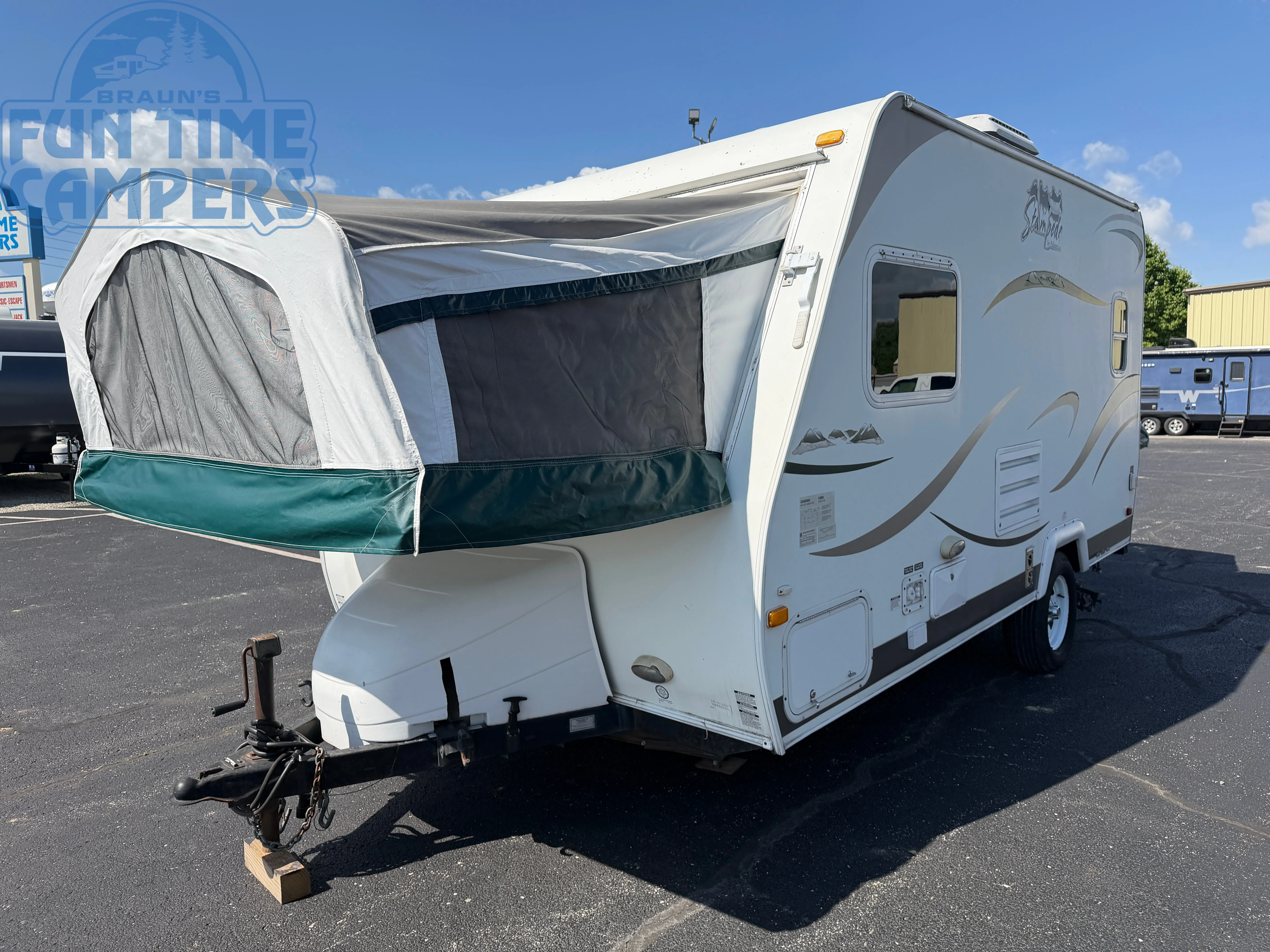 2009 Palomino STAMPEDE S 17 exterior