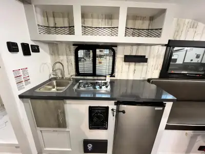 2025 Travel Lite ROVE LITE 14FB photo 13