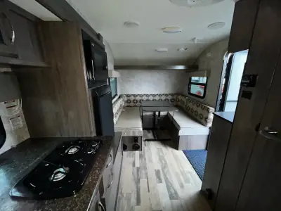 2017 Winnebago WINNIE DROP WD170K photo 31