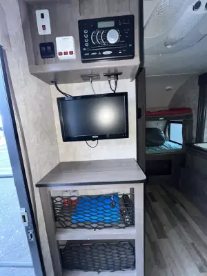 2017 Winnebago WINNIE DROP WD170K photo 28