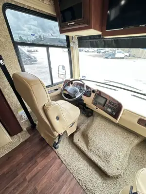 2013 Newmar Bay Star 3124 photo 8
