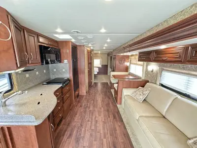 2013 Newmar Bay Star 3124 photo 10