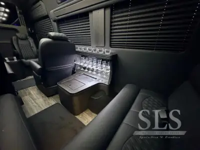 2027 Ogv Luxury Coach V-Drive 10RJ photo 47