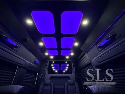 2027 Ogv Luxury Coach V-Drive 10RJ photo 52