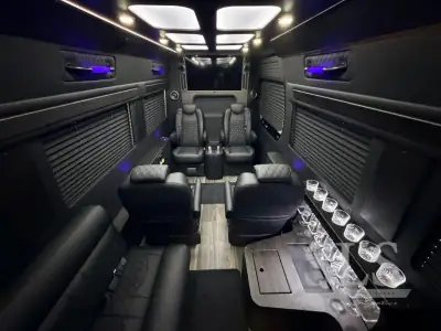 2027 Ogv Luxury Coach V-Drive 10RJ photo 49