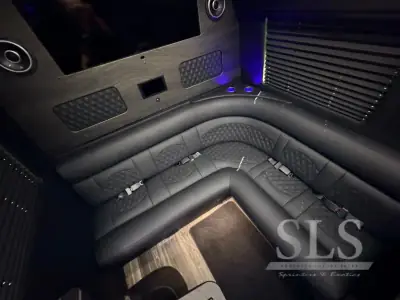2027 Ogv Luxury Coach V-Drive 10RJ photo 41