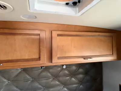 2015 Winnebago 30J photo 18