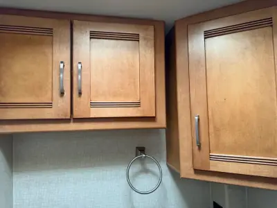 2015 Winnebago 30J photo 22