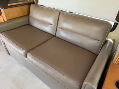 2015 Winnebago 30J photo 31
