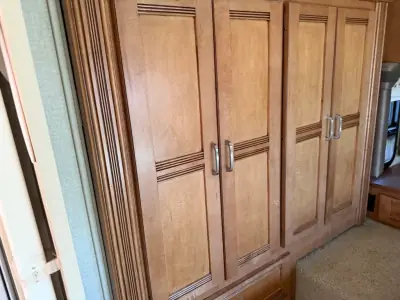 2015 Winnebago 30J photo 33