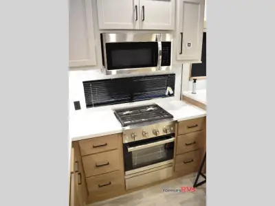 2026 Forest River Sandpiper 3800RK photo 41