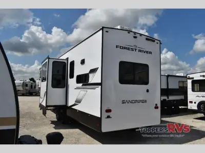 2026 Forest River Sandpiper 3800RK photo 6