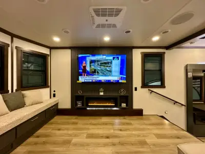 2026 Forest River Cedar Creek Cottage Fifth Wheels 413FWC photo 10