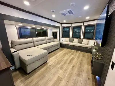2026 Forest River Cedar Creek Cottage Fifth Wheels 413FWC photo 5