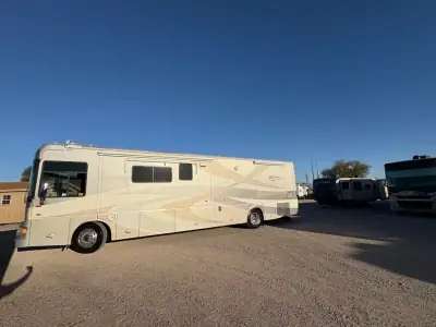 2006 Itasca ELLIPSE 40FD photo 4