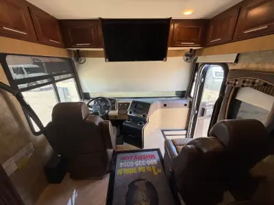 2016 Coachmen CROSS COUNTRY 404RB photo 66