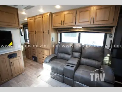 2027 Outdoors Timber Ridge Titanium Series 24RKS photo 8