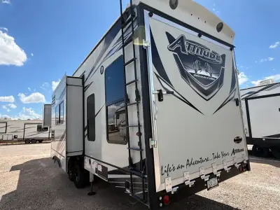 2022 Eclipse Recreational Vehicles ATTITUDE 3322SAG photo 4