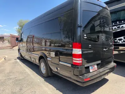 2017 Airstream INTERSTATE 24 GRAND TOUR EXT photo 5
