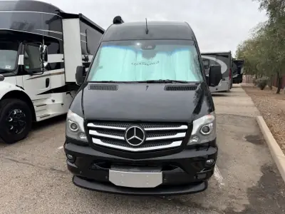 2017 Airstream INTERSTATE 24 GRAND TOUR EXT photo 3