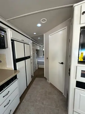 2009 Winnebago Itasca LATTITUDE 39W photo 22