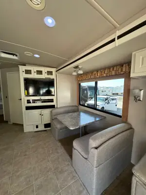 2009 Winnebago Itasca LATTITUDE 39W photo 20