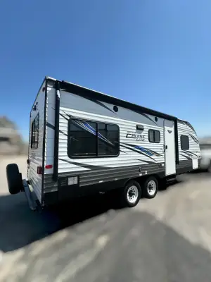 2018 Forest River SALEM CRUISE LITE 202RDXL photo 7
