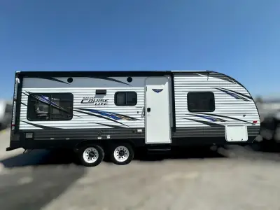 2018 Forest River SALEM CRUISE LITE 202RDXL photo 8
