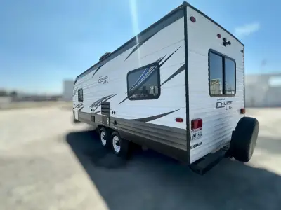 2018 Forest River SALEM CRUISE LITE 202RDXL photo 5