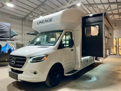 2026 Grand Design Lineage Series M 25FW photo 50