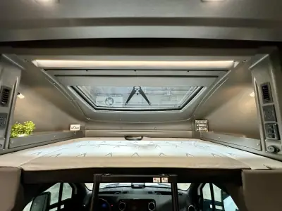 2026 Grand Design Lineage Series M 25FW photo 8
