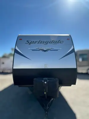2019 Keystone SPRINGDALE TAILGATOR SG 27TH photo 2