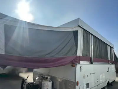 2006 Fleetwood HIGHLANDER SEQUIOA photo 2