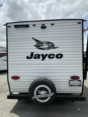 2024 Jayco JAY FLIGHT SLX 174BHW photo 3
