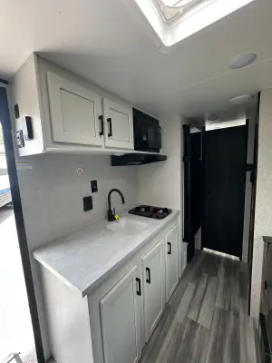 2024 Jayco JAY FLIGHT SLX 174BHW photo 10