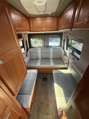 2017 MERCEDES-BENZ SPRINTER photo 4
