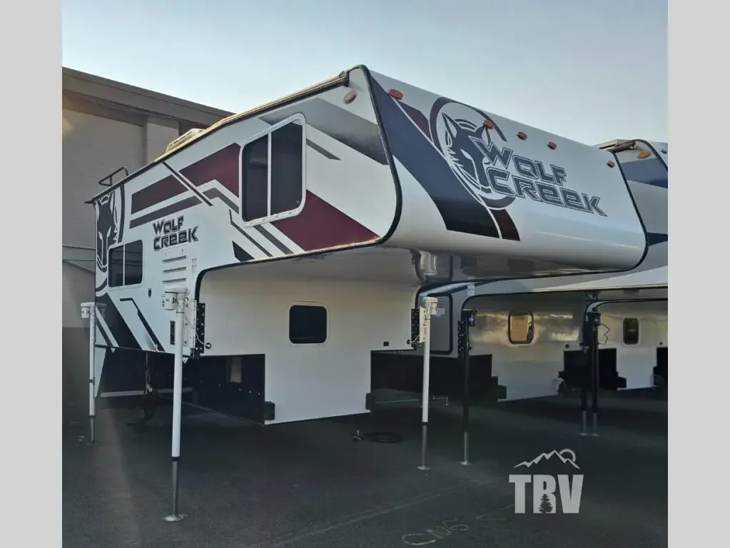 2022 Northwood Mfg Wolf Creek 850 exterior