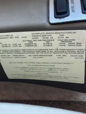 2010 Winnebago Journey 40L photo 31