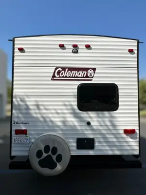 2023 Dutchmen Coleman Lantern 242BH photo 9