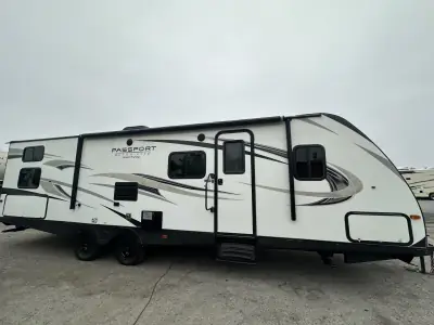 2017 Keystone PASSPORT 2920BHWE photo 8