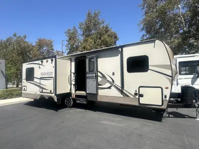 2019 Forest River ROCKWOOD ULTRA LITE 2707 WS