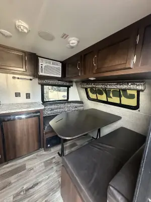 2018 Jayco JAY FLIGHT SLX BAJA 154BH photo 11