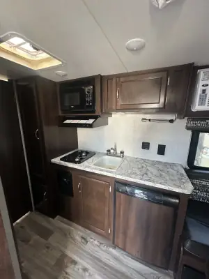 2018 Jayco JAY FLIGHT SLX BAJA 154BH photo 12