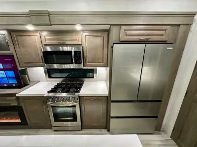 2024 Grand Design Solitude 310GK photo 9