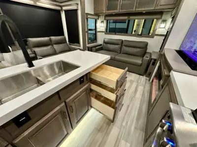 2024 Grand Design Solitude 310GK photo 20