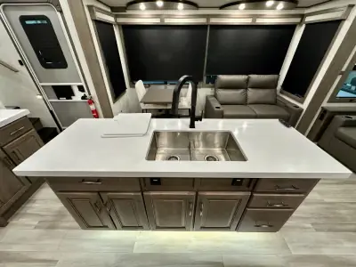 2024 Grand Design Solitude 310GK photo 17