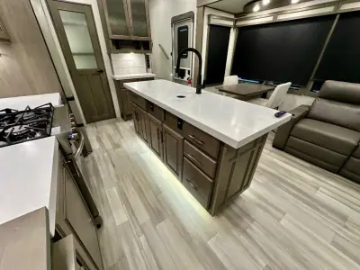 2024 Grand Design Solitude 310GK photo 16