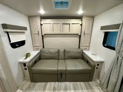 2023 Forest River Flagstaff Micro Lite 25BRDS photo 5